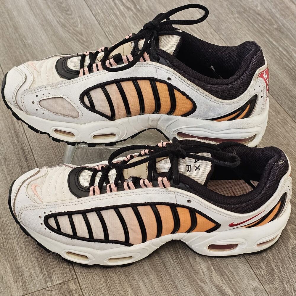 B5 Nike Air Max Tailwind 4 White-Black-Coral Stardust-Red CJ7976-100 Women US7.5